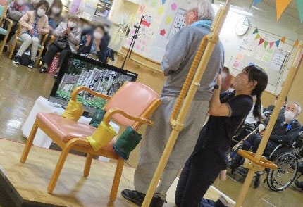 カラオケクラブ発表