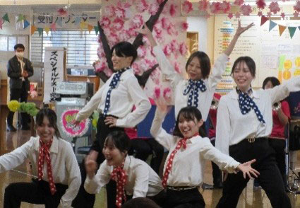 スペシャルゲスト発表