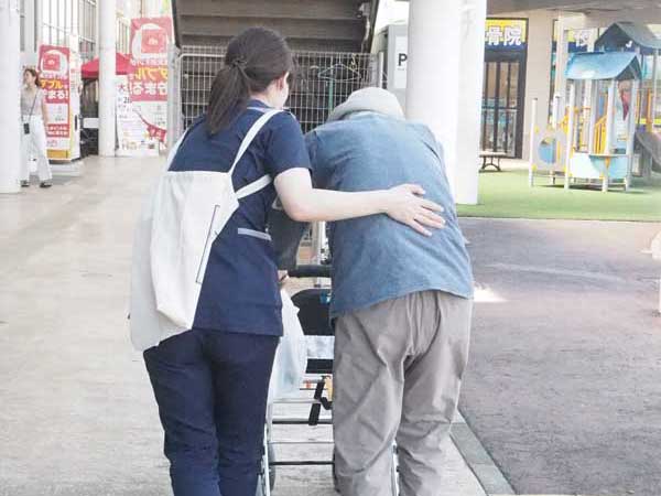 ⑤ショッピングリハビリの実施